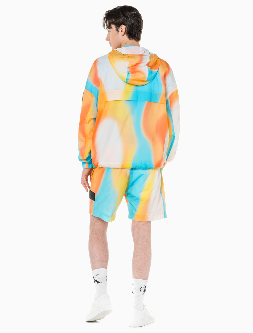 Buy 남성 올오버 그래픽 프린트 쇼츠 in color ANCIENT WHITE/EGGSHELL