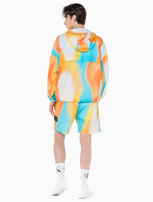 Buy 남성 올오버 그래픽 프린트 쇼츠 in color ANCIENT WHITE/EGGSHELL