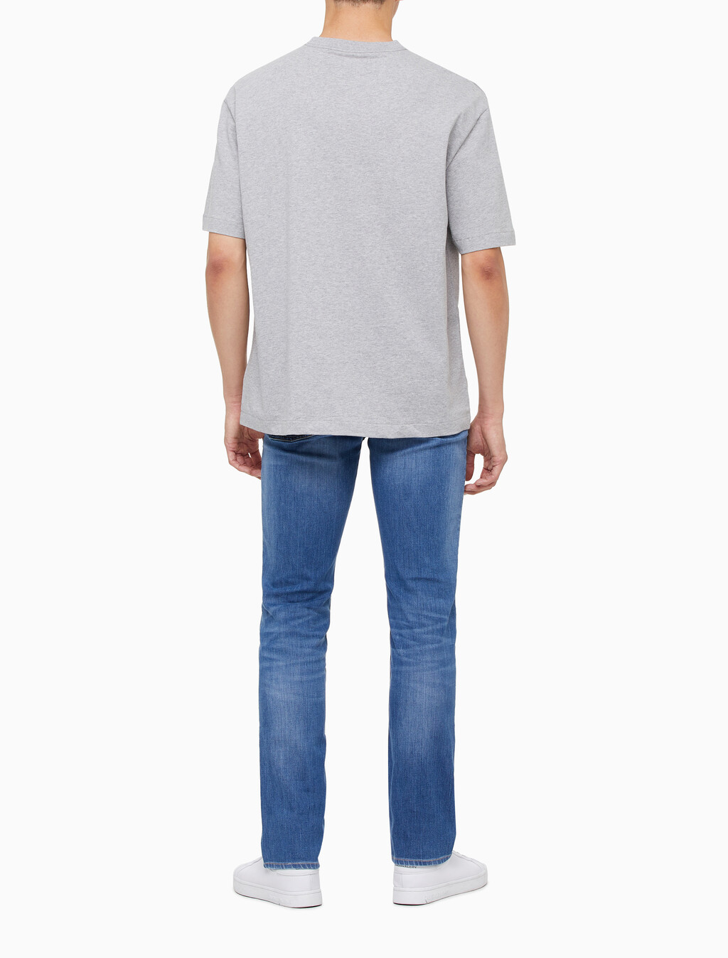 Buy 남성 릴렉스핏 아카이브 로고 반팔 티셔츠 in color HEROIC GREY HEATHER