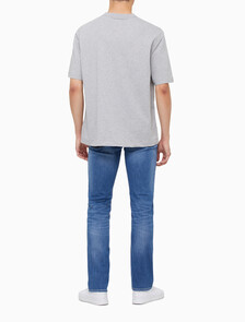 Buy 남성 릴렉스핏 아카이브 로고 반팔 티셔츠 in color HEROIC GREY HEATHER