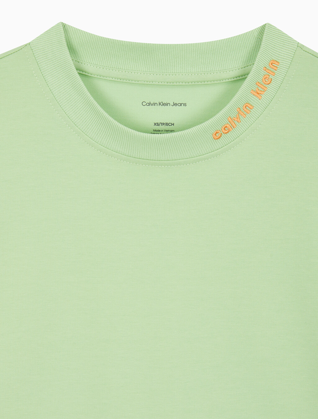 Buy 여성 쿨링 저지 릴렉스핏 반팔 티셔츠 in color NILE GREEN