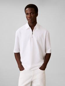 Buy 남성 릴렉스드핏 쿨링 피크 엠보스드 폴로 티 in color BRIGHT WHITE