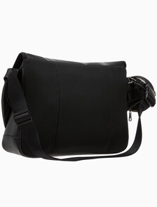 Buy 남성 CKJ 태그드 메신저백 in color BLACK