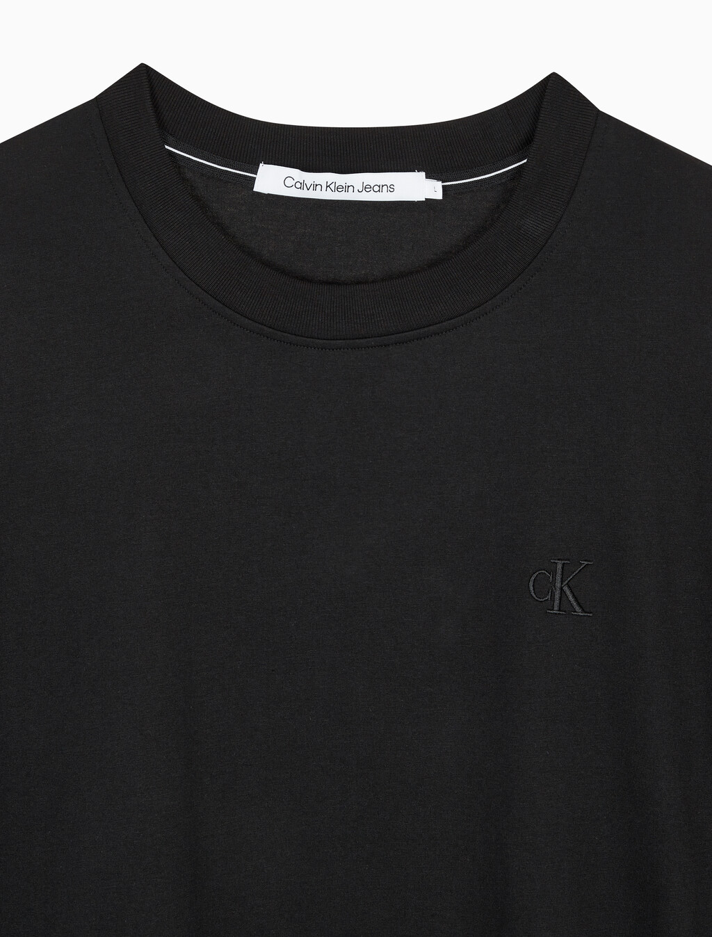 Buy 남성 릴렉스핏 그래픽 기능성 반팔 티셔츠 in color CK BLACK