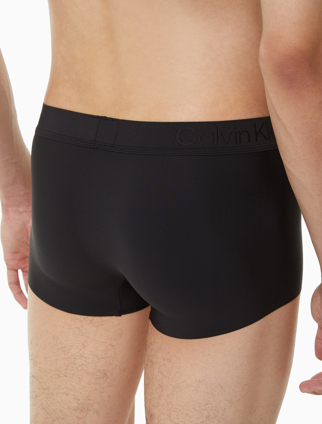 Buy 남성 CK 블랙 마이크로 로우 라이즈 드로즈 in color BLACK