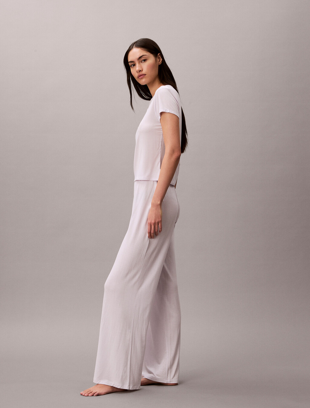 Buy 여성 모달 립 와이드 팬츠 in color LIGHT PURPLE