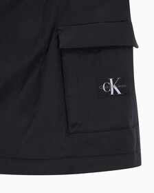 Buy 여성 라이트 패디드 카고 스커트 in color CK BLACK