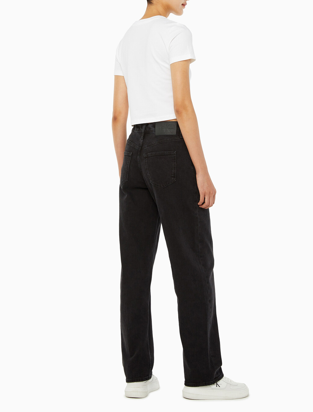 Buy 여성 90's 스트레이트핏 블랙 데님 in color WASHED BLACK LOGO LACE