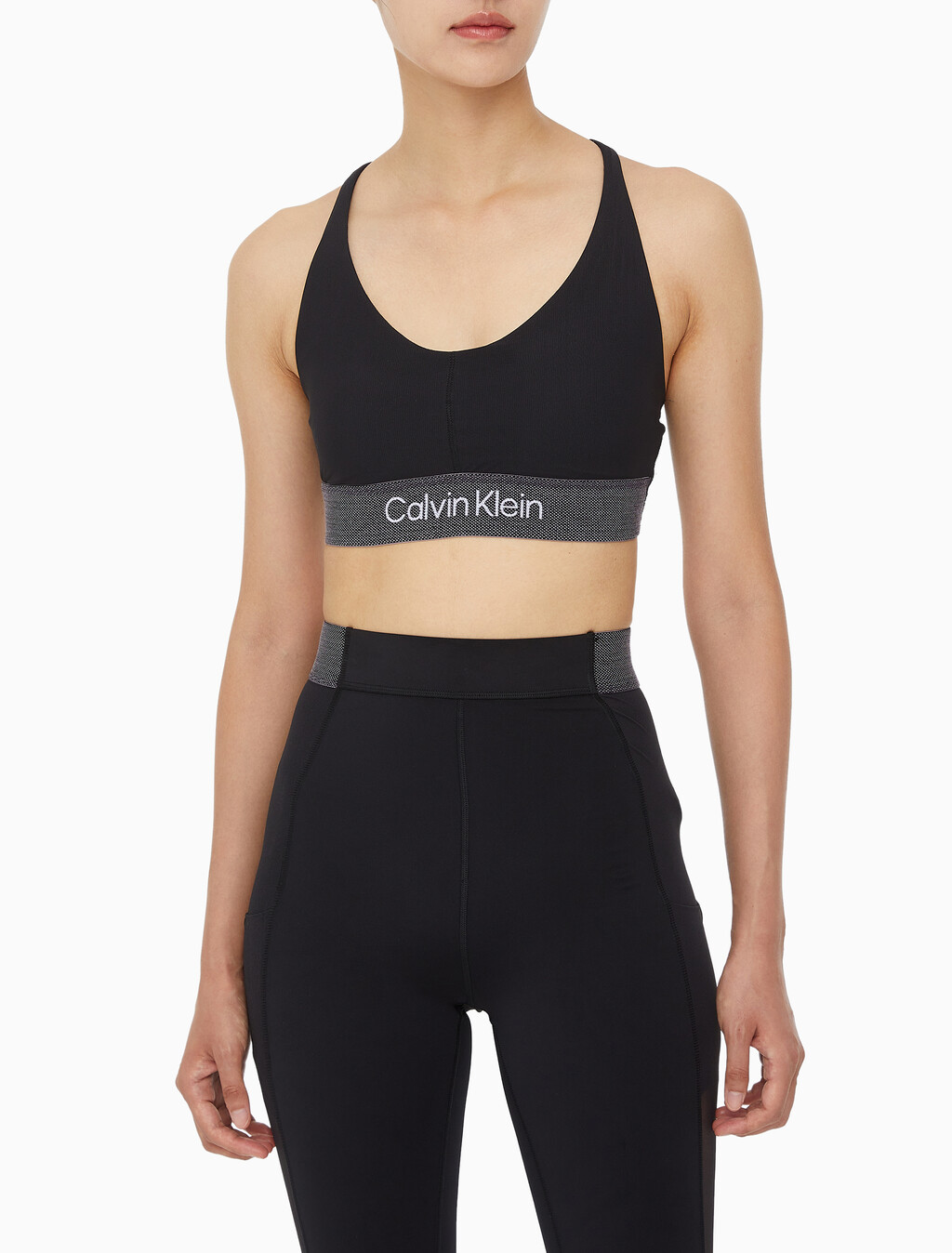 Buy 여성 하이서포트 CK 스포츠 브라 in color BLACK