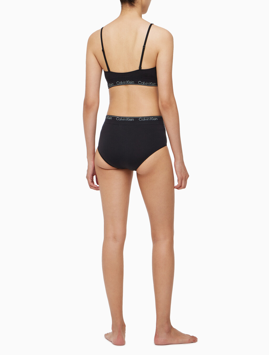 Buy 여성 내츄럴 모던 심리스 AF 트라이앵글 in color BLACK