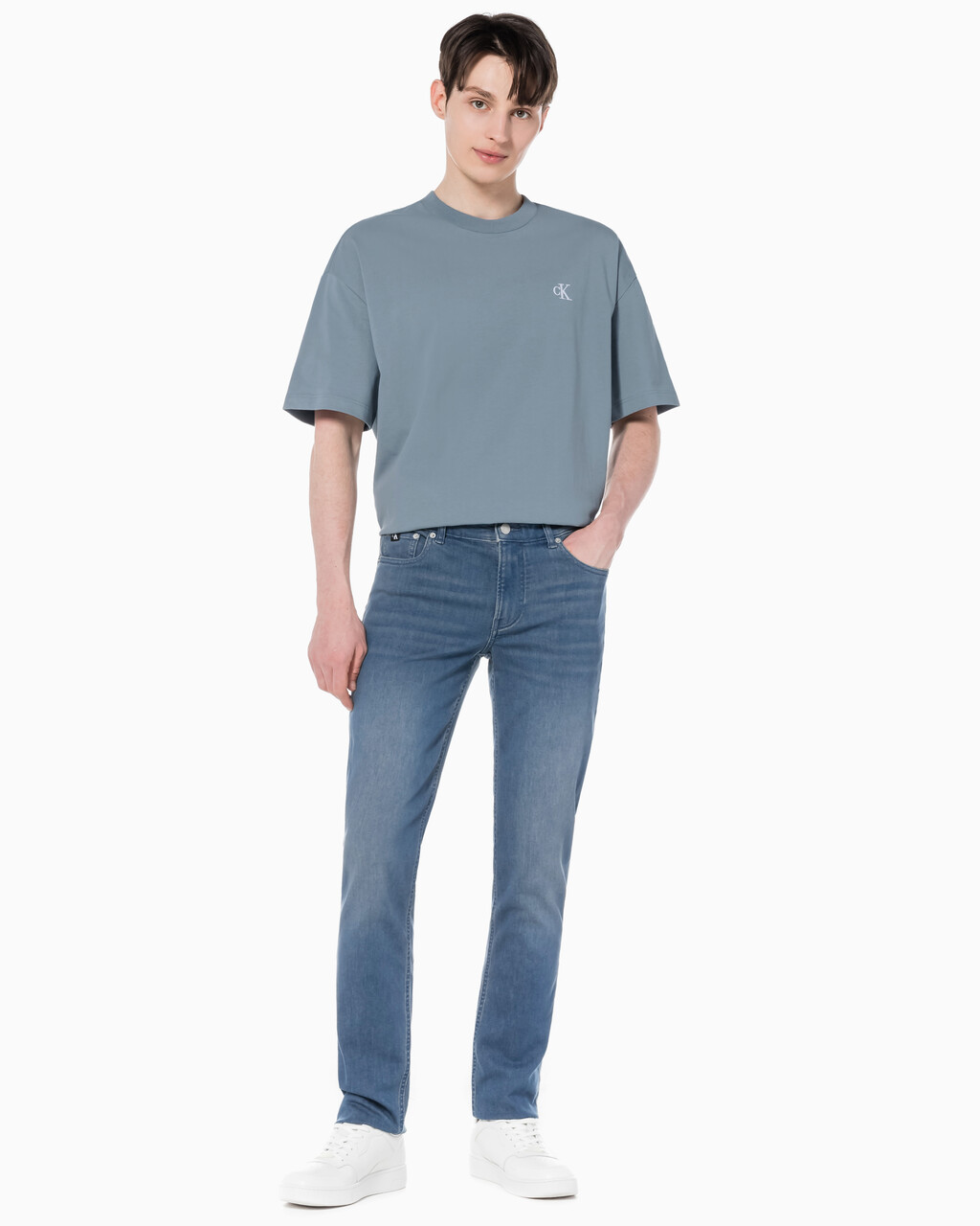 Buy 남성 바디핏 블루그레이 데님 in color GREY STEPPED RELEASE HEM
