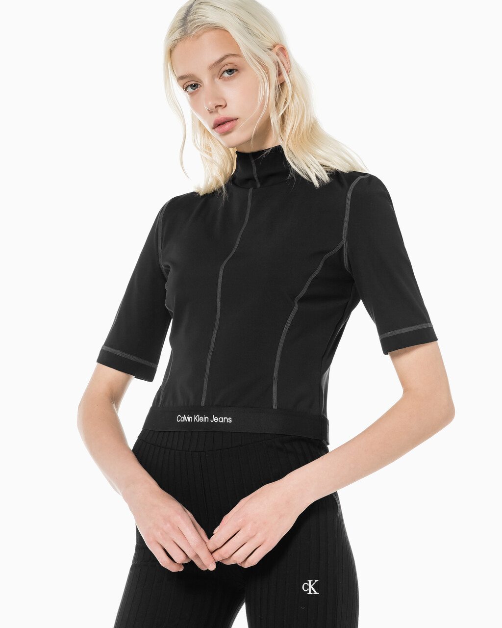 Buy 여성 밴드로고 하이넥 반팔 티셔츠 in color CK BLACK