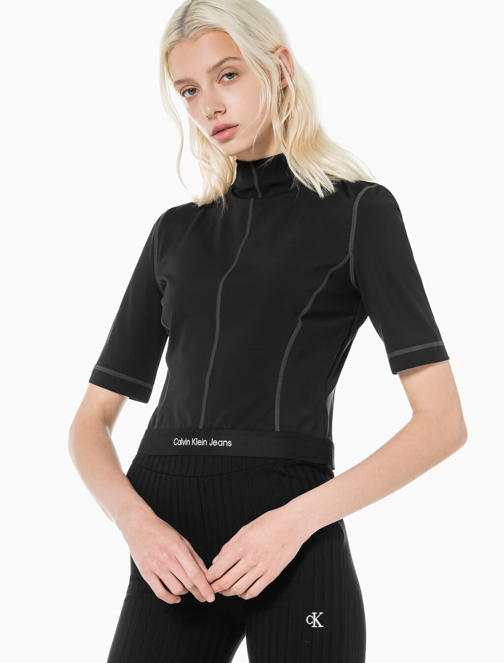 Buy 여성 밴드로고 하이넥 반팔 티셔츠 in color CK BLACK