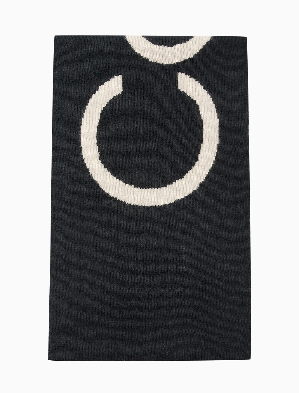 Buy 남녀공용  투톤 볼드 로고 울 머플러 in color BLACK