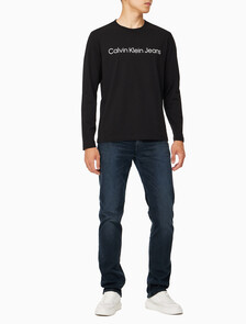 Buy 남성 릴렉스핏 인스티튜셔널 로고 긴팔 티셔츠 in color CK BLACK