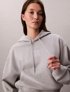 Buy 여성 프리미엄 테리 엠블럼 로고 후디 in color HEROIC GREY HEATHER