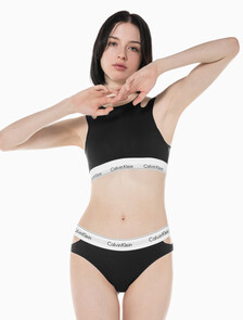 Buy 여성 모던 코튼 디컨스트럭티드 비키니 팬티 in color BLACK