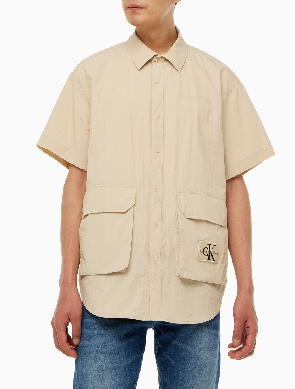 Buy 남성 유틸리티 오버핏 반팔 셔츠 in color CLASSIC BEIGE