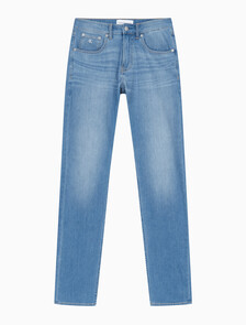 Buy 남성 모던 테이퍼 라이트블루 데님 in color CHALKY BLUE