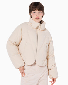 Buy 여성 패커블 울트라 라이트 다운 in color PINK BEIGE