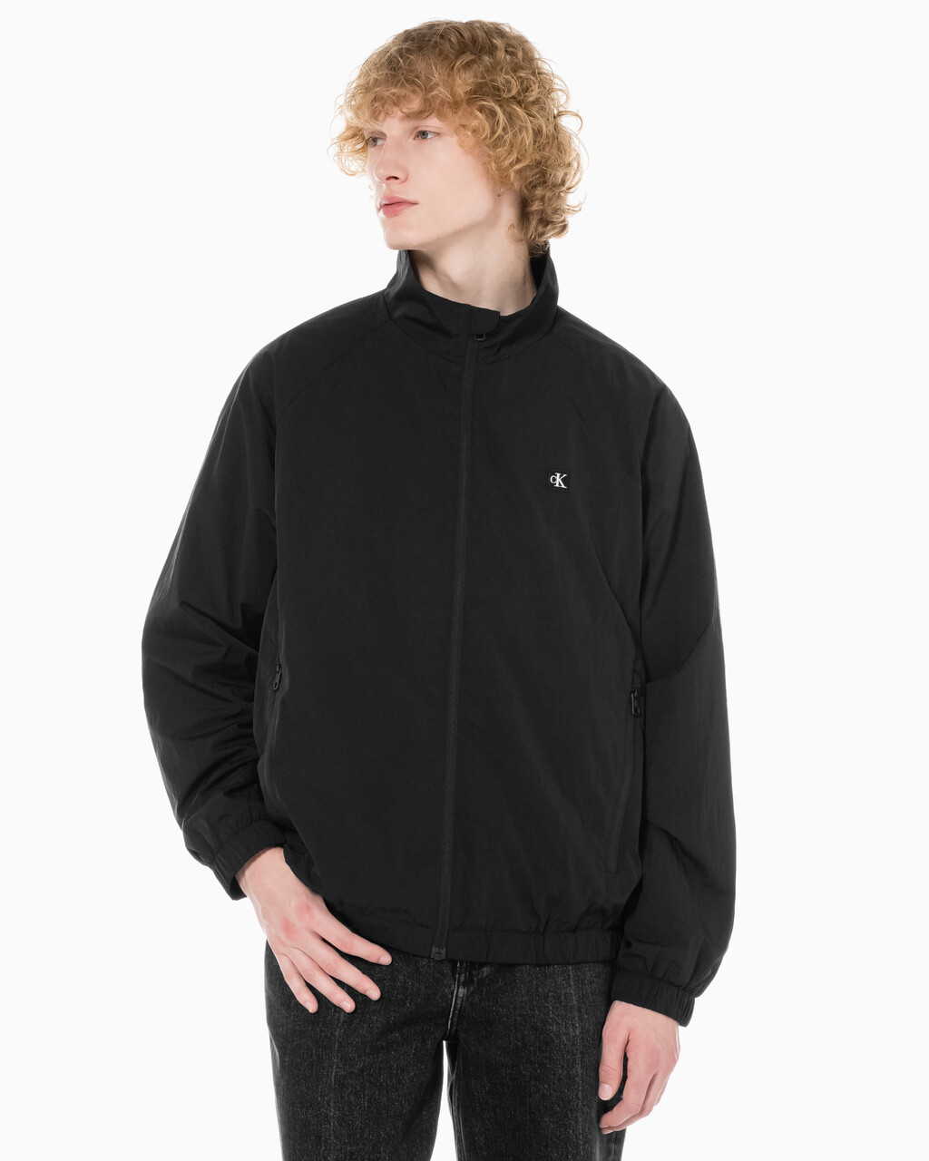 Buy 남성 에센셜 스텐드 넥 자켓 in color CK BLACK