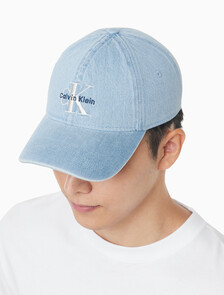 Buy 남녀공용 CKJ 모노그램 데님 엠브로이더리 볼캡 in color BLUE