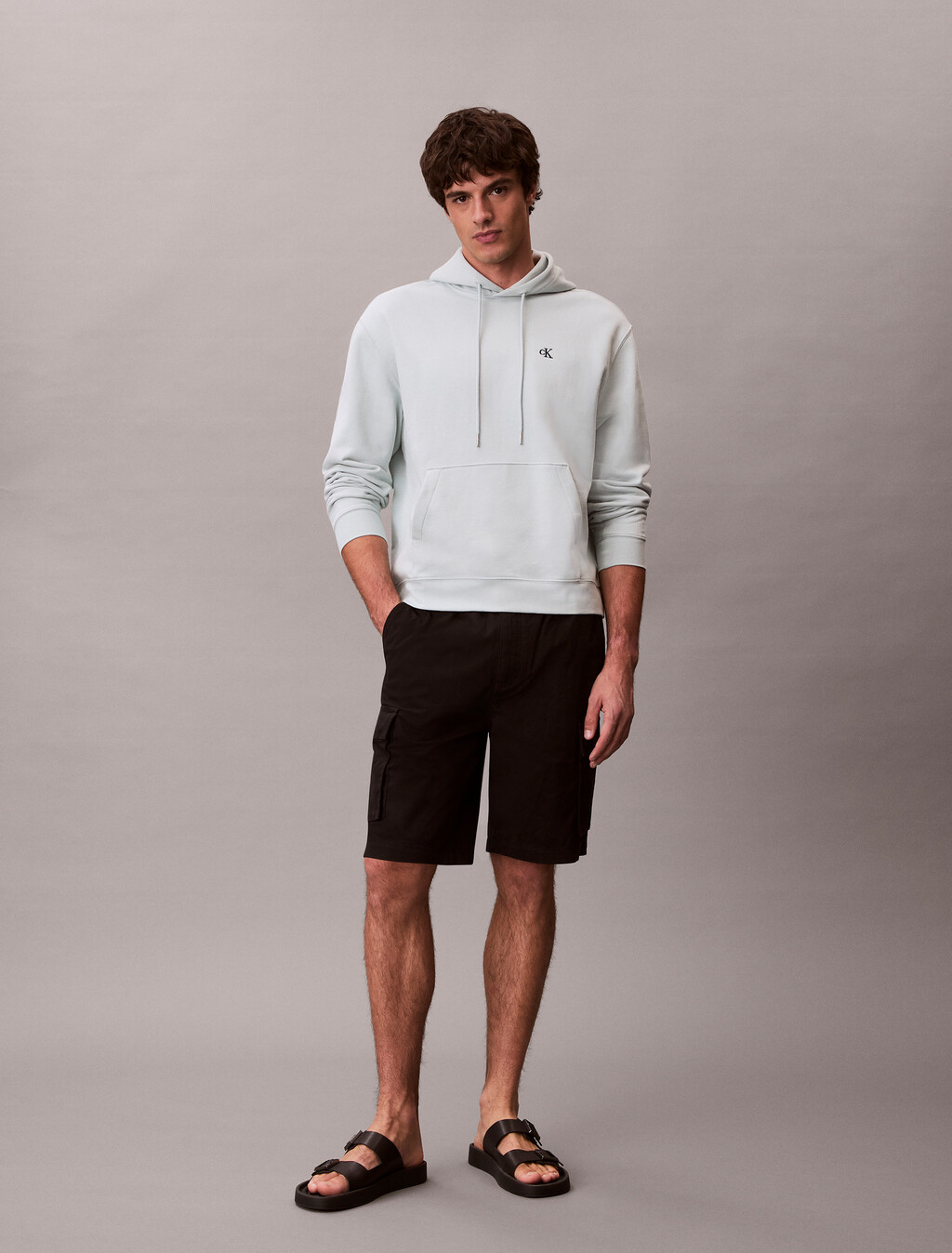 Buy 면 카고 쇼츠 in color BLACK