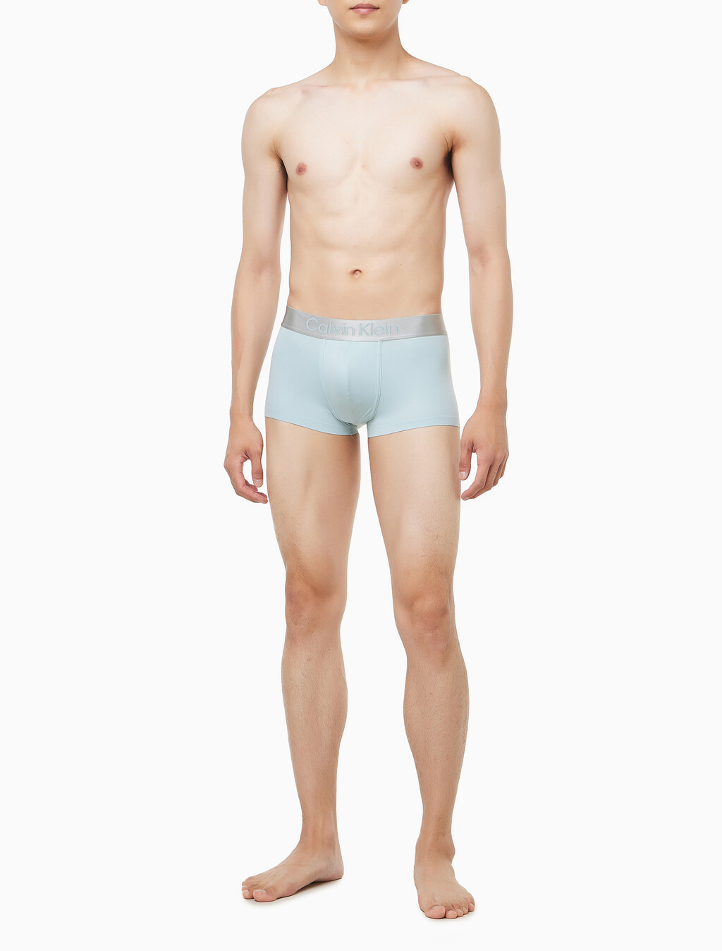 Buy 남성 브러시드 마이크로파이버 스트레치 로우 라이즈 트렁크 in color Light Blue