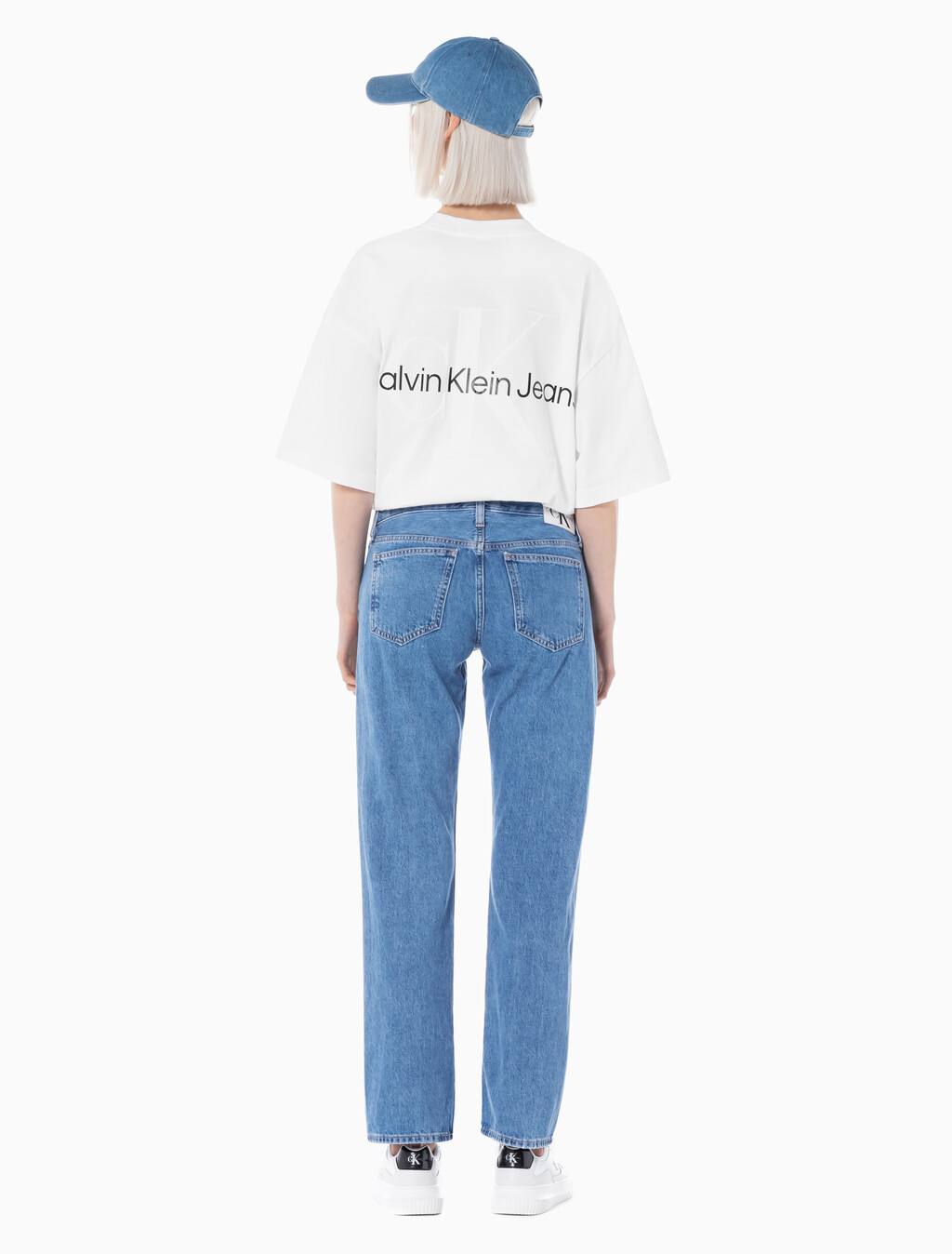 Buy 여성 로우라이즈 스트레이트핏 미드블루 데님 in color MID BLUE BACK EMBRO