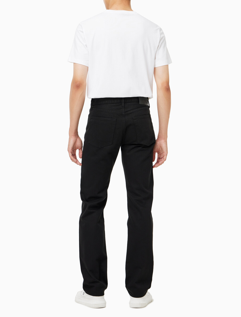 Buy 남성 스탠다드 스트레이트핏 블랙 데님 in color WASHED BLACK LOGO LACE