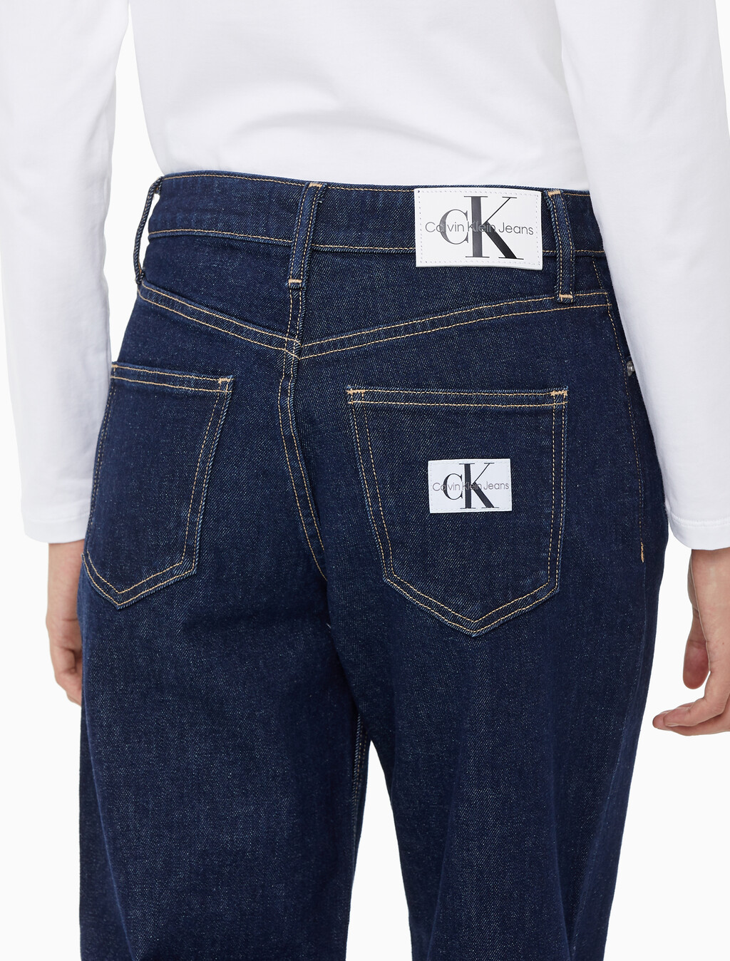 Buy 여성 90's 스트레이트핏 린스 블루 데님 in color RINSE BLUE