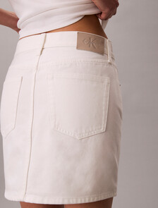 Buy 여성 90s 미니 스커트 in color WHITE