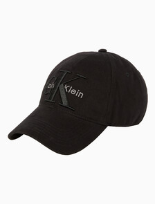 Buy 남녀공용  라지 레이어드 모노그램 자수 로고 볼캡 in color BLACK