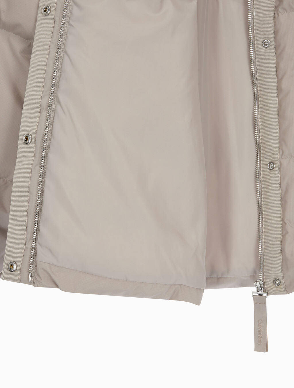 Buy 여성 숏랭스 스탠드 카라 푸퍼 다운 재킷 in color BROWN