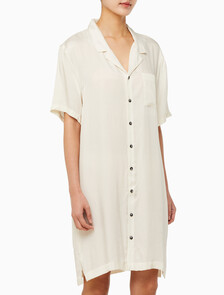 Buy 여성 퓨어쉰 숏 슬리브 나이트셔츠 in color IVORY