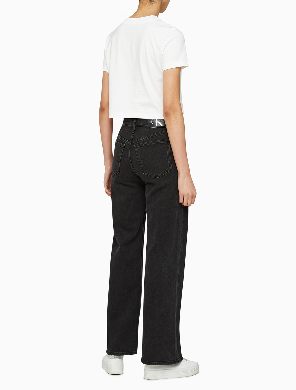 Buy 여성 하이라이즈 와이드핏 블랙 데님 in color WASHED BLACK LOGO LACE