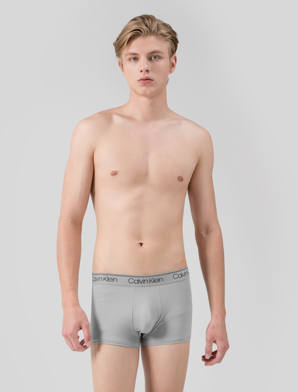 Buy 남성 마이크로 메쉬 쿨링 로우라이즈 드로즈 in color GREY