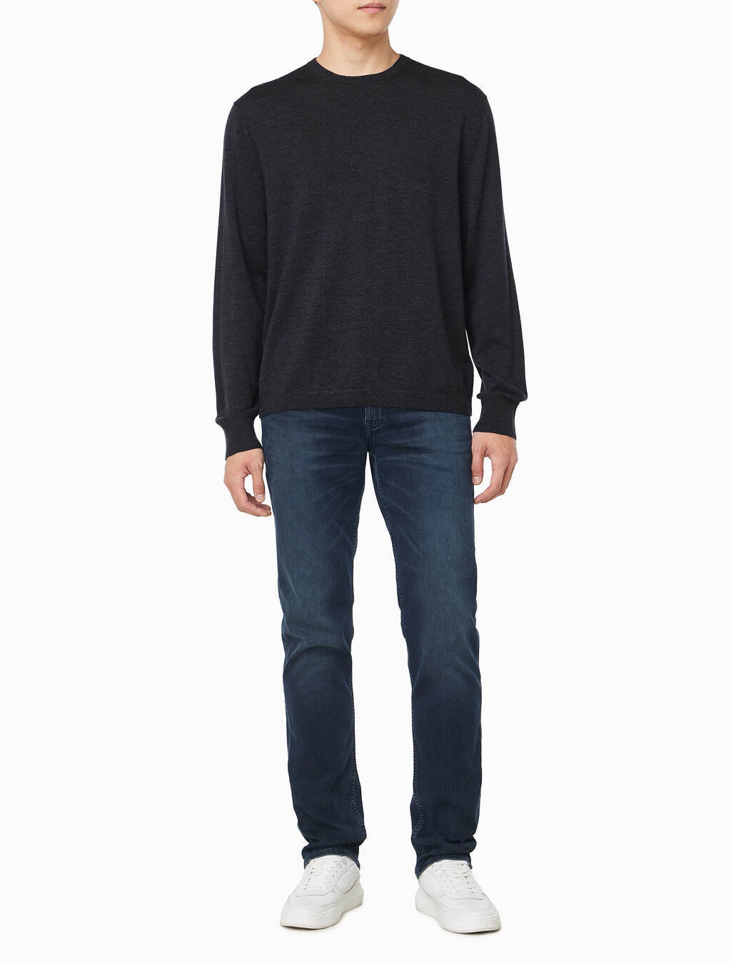 Buy 남성 메리노 울 크루넥 스웨터 in color CHARCOAL HEATHER