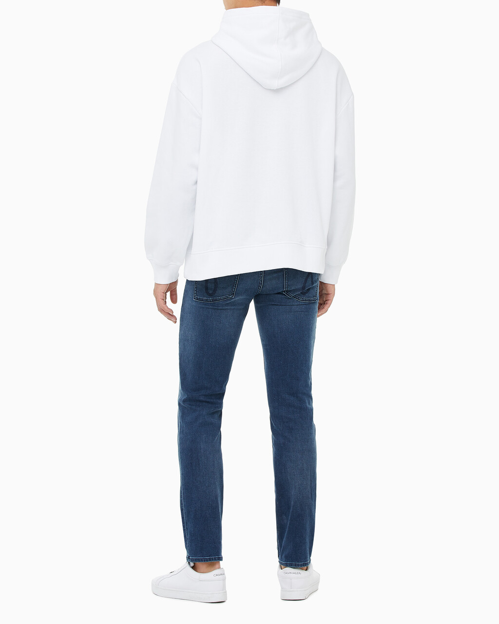 Buy 남성 아카이브 릴렉스핏 CK 스몰 로고 기모 후디 in color BRILLIANT WHITE