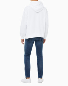 Buy 남성 아카이브 릴렉스핏 CK 스몰 로고 기모 후디 in color BRILLIANT WHITE