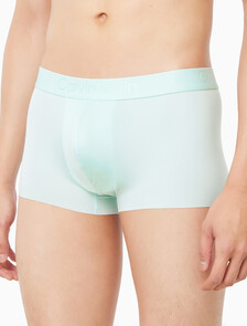 Buy 남성 CK 블랙 마이크로파이버 스트레치 트렁크 in color Mint