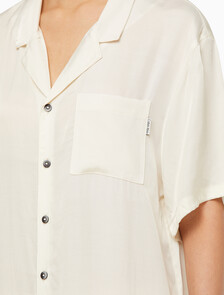 Buy 여성 퓨어쉰 숏 슬리브 나이트셔츠 in color IVORY