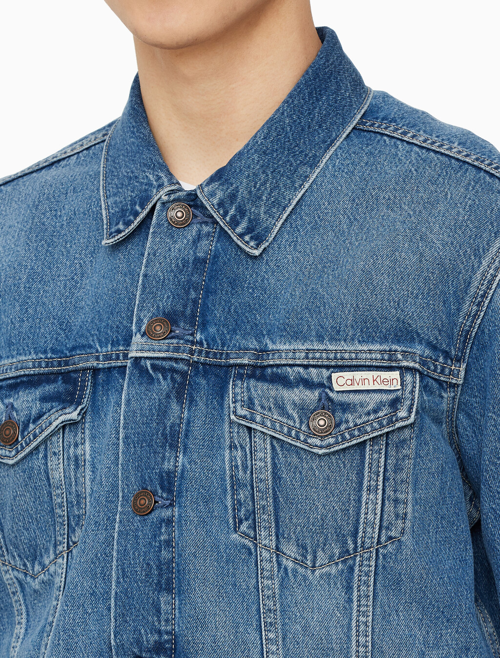 Buy 남성 클래식 틴티드 스톤워시 데님 자켓 in color STONE BLUE
