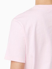 Buy 여성 히어로 모노그램 로고 반팔티셔츠 in color PASTEL PINK