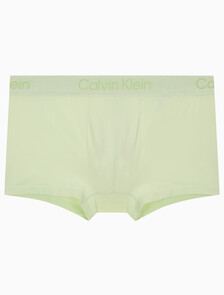 Buy 남성 마이크로파이버 테크 로우 라이즈 트렁크 in color LIME CREAM
