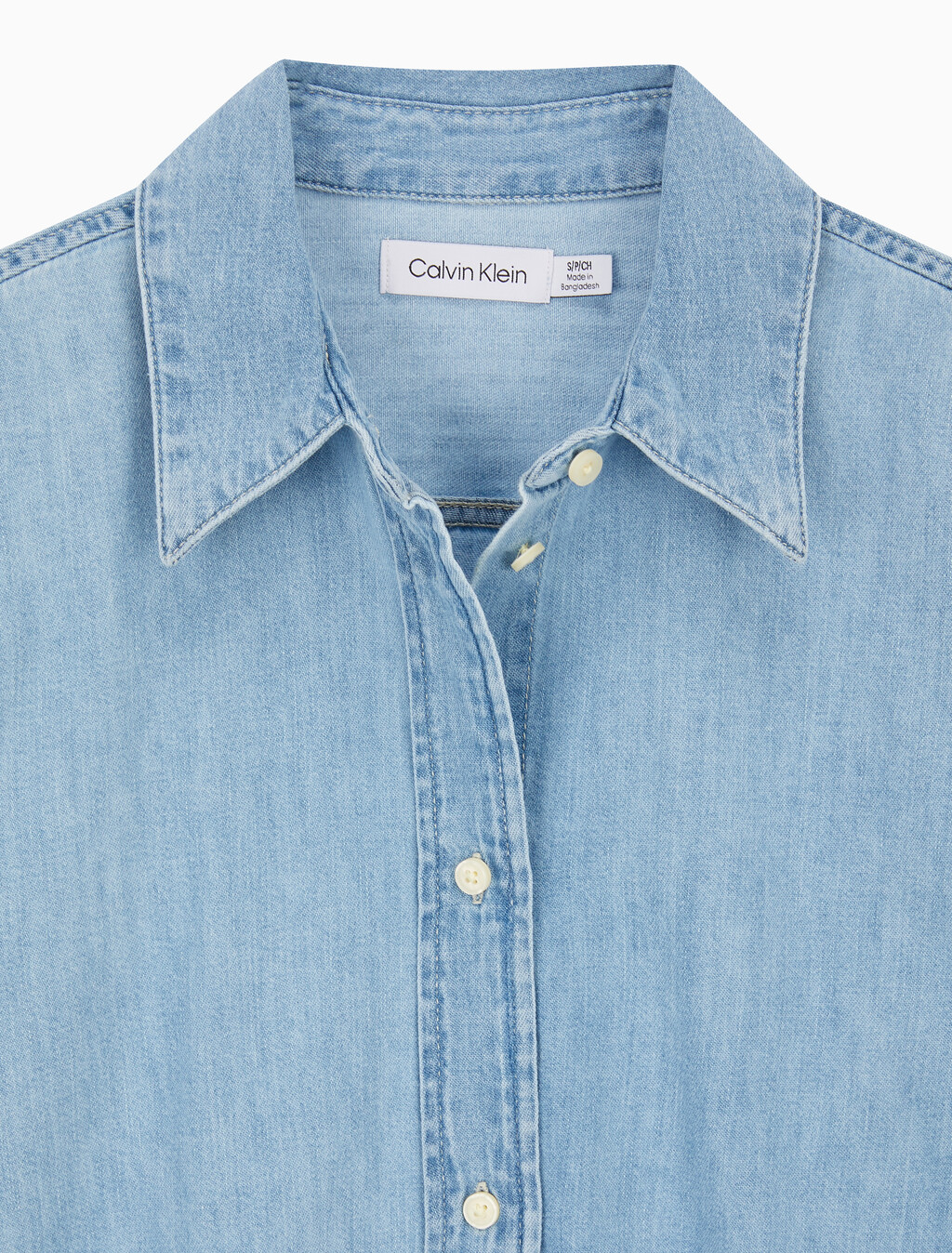 Buy 여성 롱슬리브 클래식 샴브레이 셔츠 in color LIGHT BLUE