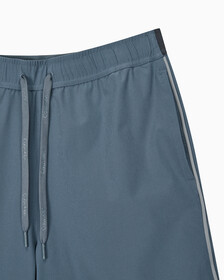 Buy 남성 레귤러핏 우븐 쇼츠 in color OCEAN TEAL/ BLK