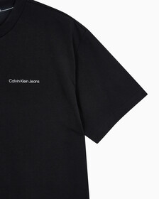 Buy 남녀공용 릴렉스핏 로고 반팔 티셔츠 in color CK BLACK