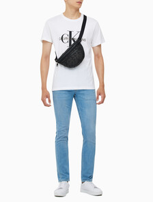 Buy 남성 CKJ 리버시블 지퍼 새들백 in color BLACK