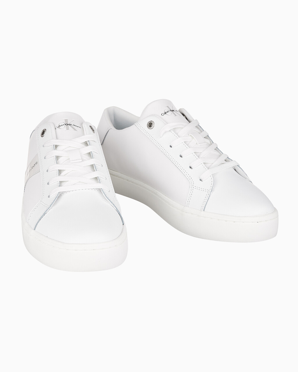 Buy 남성 로마 클래식 컵솔 스니커즈 in color BRIGHT WHITE